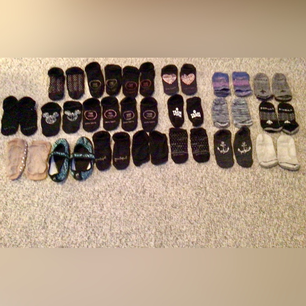 Barré socks! 20 pair sticky socks - all in good used condition!